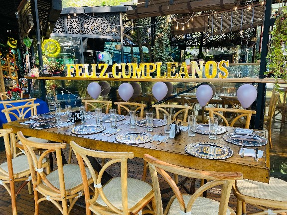 Disfruta tu cumpleños en restaurant hb